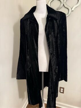 Gallery Black Long velvet Trench Coat